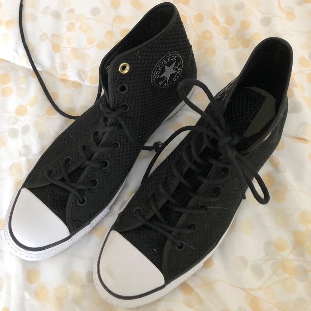 Men’s Converse Sneakers